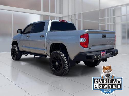 Silver Sky Metallic 2019 Toyota Tundra SR5