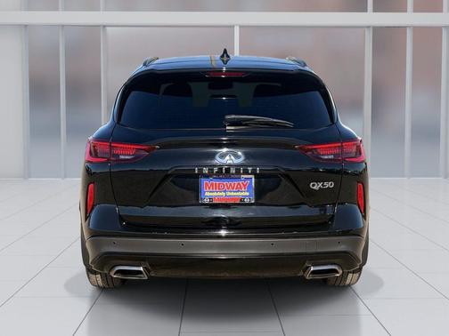 2021 INFINITI QX50 LUXE