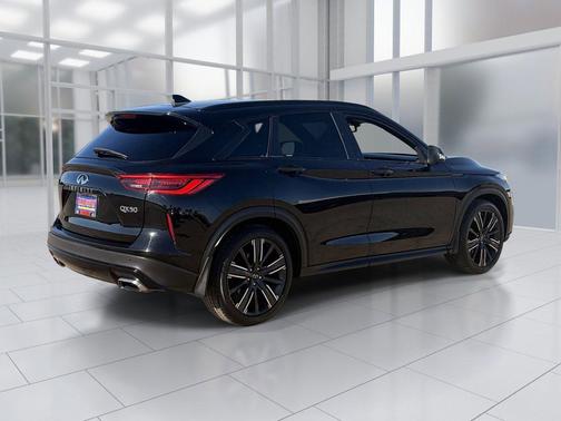2021 INFINITI QX50 LUXE