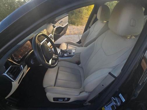 Jet Black 2021 BMW 330 330i