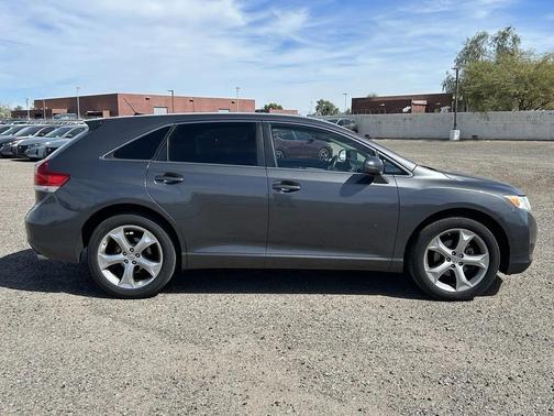 2012 Toyota Venza LE