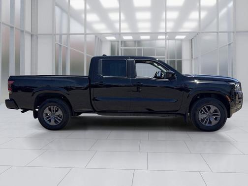 Super Black 2026 Nissan Frontier SV
