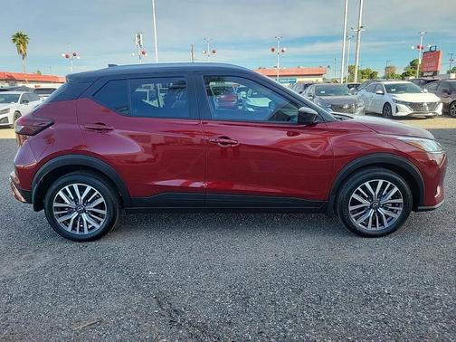 2024 Nissan Kicks SV