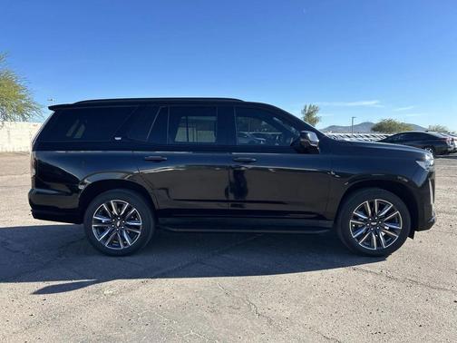 2023 Cadillac Escalade Sport