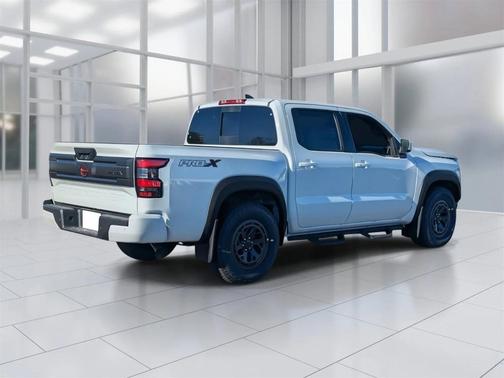 2025 Nissan Frontier PRO-X