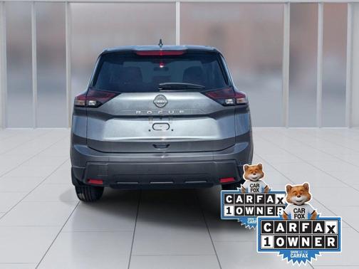 Gun Metallic 2026 Nissan Rogue S