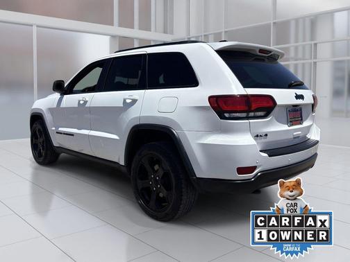 Bright White Clearcoat 2019 Jeep Grand Cherokee Upland