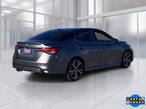 2020 Nissan Sentra SR
