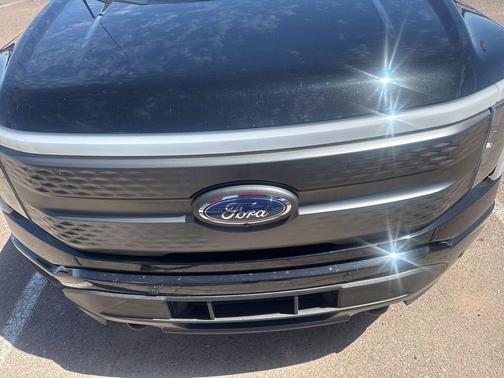 Agate Black Metallic 2023 Ford F-150 Lightning XLT
