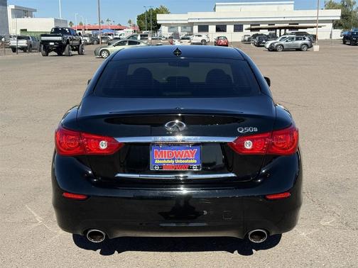 2015 INFINITI Q50 Base