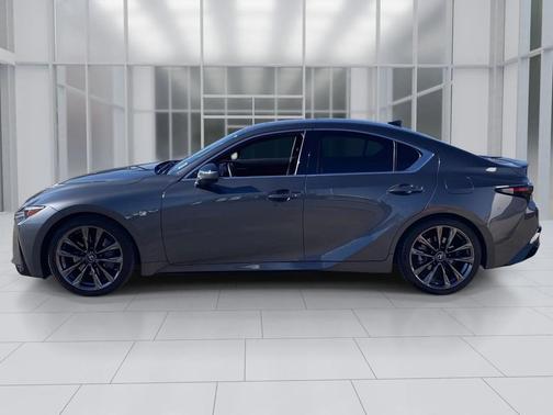 2022 Lexus IS 350 Base