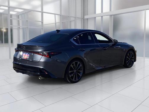 2022 Lexus IS 350 Base