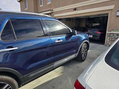 2017 Ford Explorer Platinum