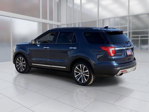 Blue Jeans Metallic 2017 Ford Explorer Platinum