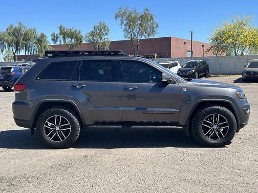 2018 Jeep Grand Cherokee Trailhawk