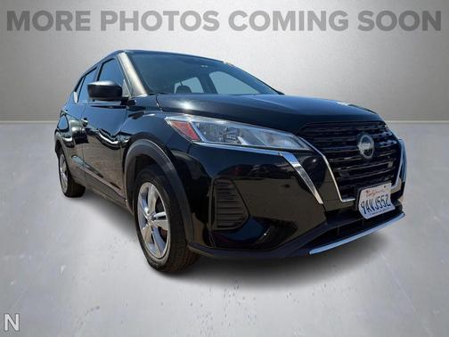 2022 Nissan Kicks S