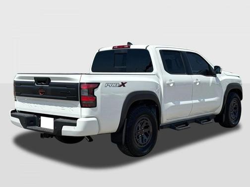 2025 Nissan Frontier PRO-X