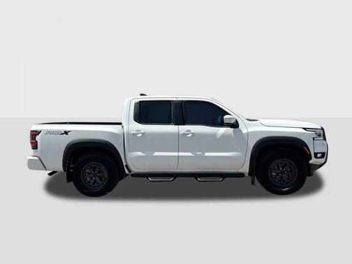 2025 Nissan Frontier PRO-X