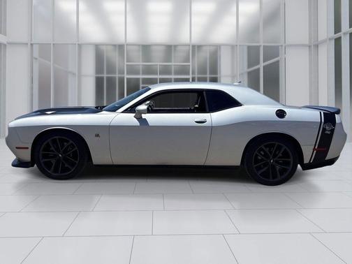 Triple Nickel Clearcoat 2019 Dodge Challenger R/T Scat Pack