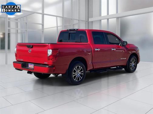 2021 Nissan Titan SV