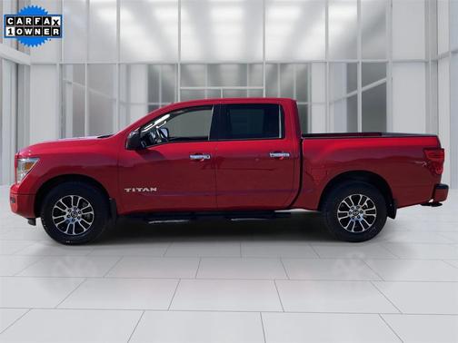 2021 Nissan Titan SV