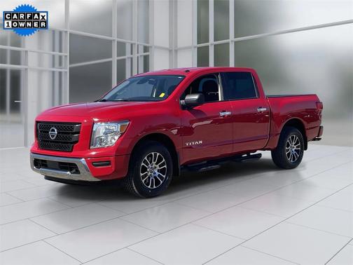 2021 Nissan Titan SV