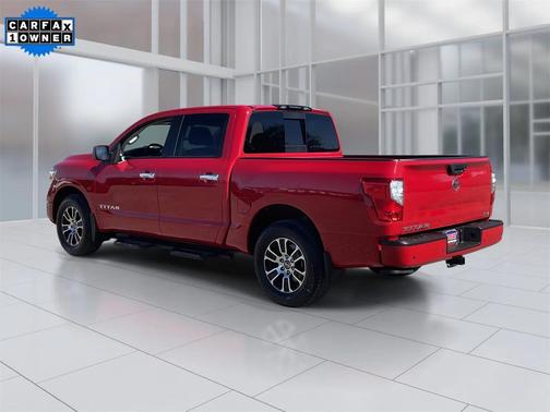 2021 Nissan Titan SV