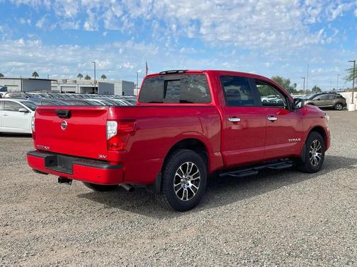 2021 Nissan Titan SV