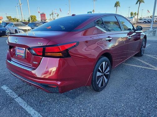 2022 Nissan Altima 2.5 SV