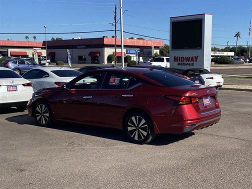 2022 Nissan Altima 2.5 SV