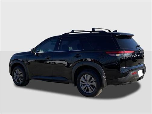 2025 Nissan Pathfinder SV FWD