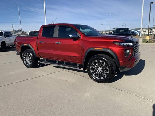 2023 GMC Canyon Denali
