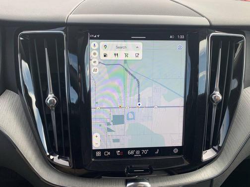 2025 Volvo XC60 B5 Plus Dark Theme AWD 4dr SUV