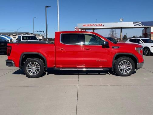 2022 GMC Sierra 1500 SLE