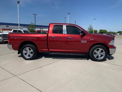 Delmonico Red Pearl Coat 2017 RAM 1500 Big Horn