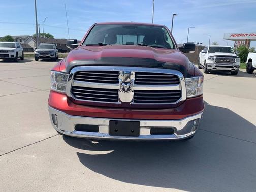 Delmonico Red Pearl Coat 2017 RAM 1500 Big Horn