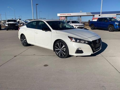 2021 Nissan Altima 2.5 SR AWD 4dr Sedan