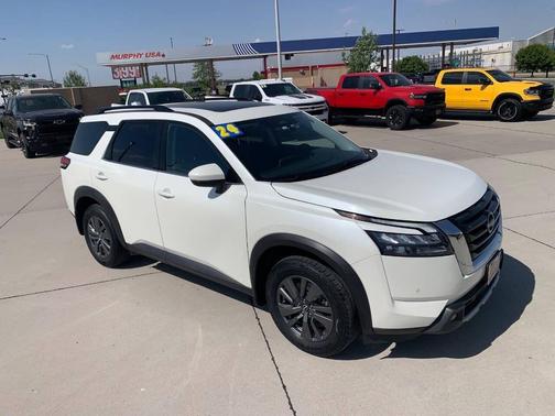 Pearl White TriCoat 2024 Nissan Pathfinder SV AWD 4dr SUV