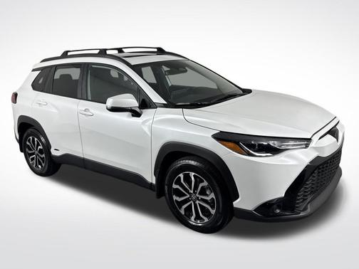 2024 Toyota Corolla Cross Hybrid SE
