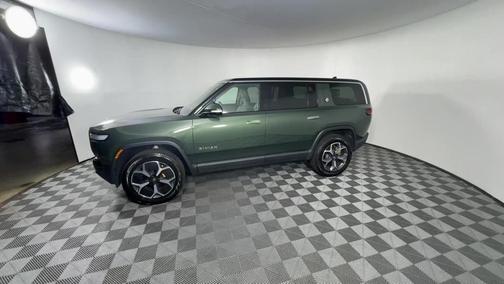 2023 Rivian R1S Adventure Quad Motor Large Pack