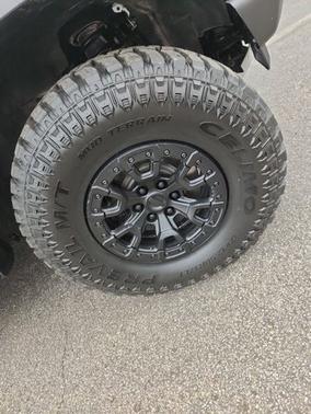 Oxford White 2023 Ford Bronco Raptor