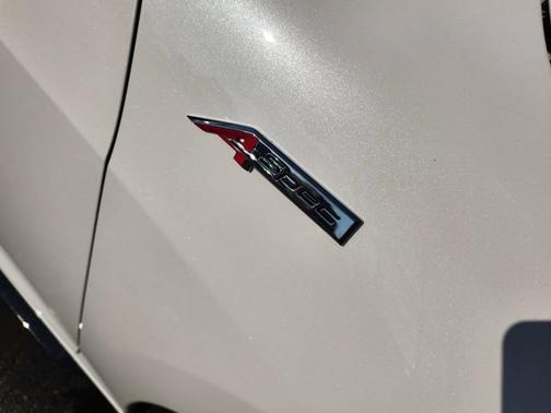Platinum White Pearl 2026 Acura Integra w/A-Spec Technology Package