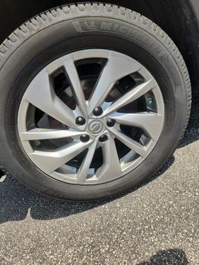 Brilliant Silver 2015 Nissan Rogue SL
