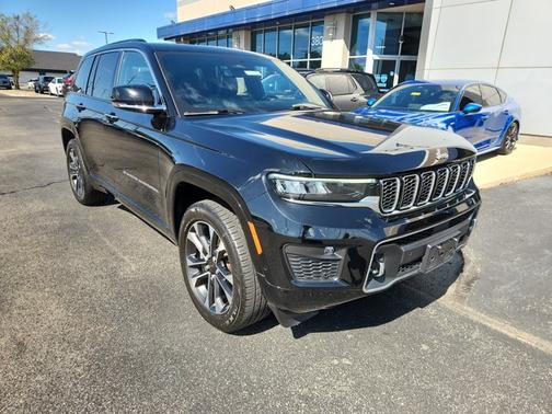 2022 Jeep Grand Cherokee Overland