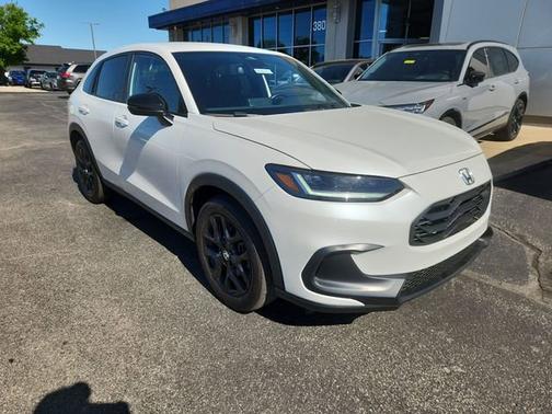 White 2024 Honda HR-V Sport
