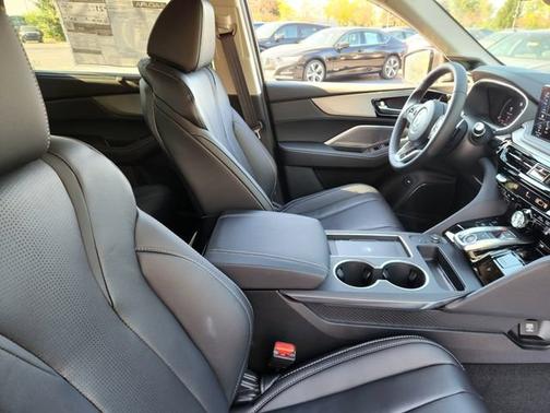 Majestic Black Pearl 2026 Acura MDX w/Technology Package