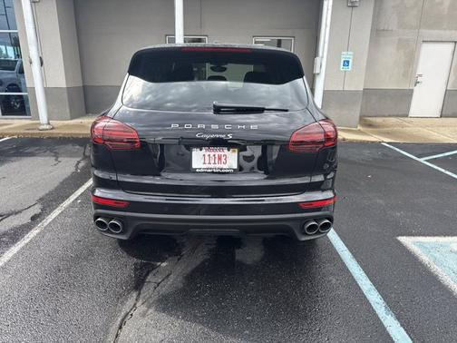 2017 Porsche Cayenne S