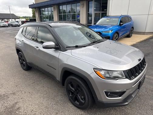 Billet Silver Metallic Clearcoat 2018 Jeep Compass Altitude