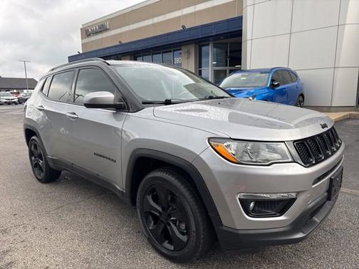 Billet Silver Metallic Clearcoat 2018 Jeep Compass Altitude