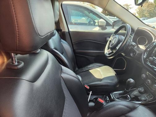 Billet Silver Metallic Clearcoat 2018 Jeep Compass Altitude